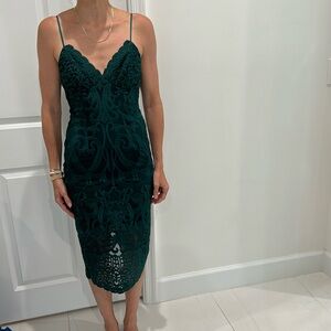 Bardot green lace dress - XS / 4 AU sizing